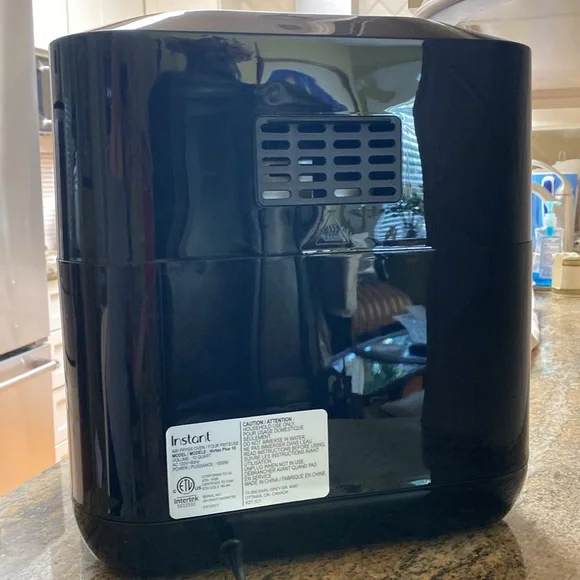 NWT Instant Vortex Plus Air Fryer - Picture 3 of 7